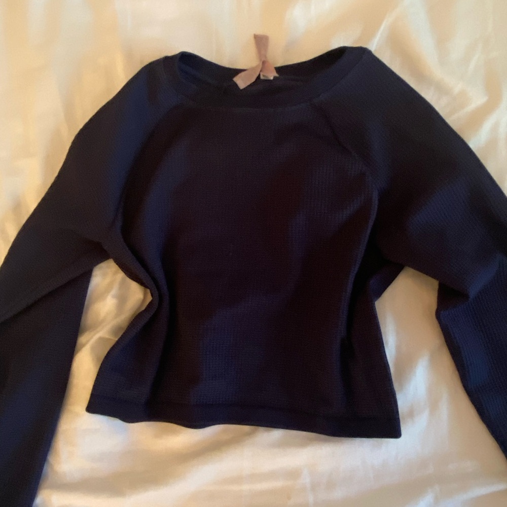 Aerie offline compression long sleeve crop top